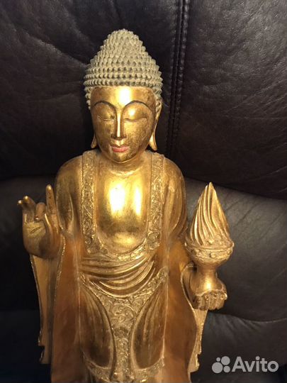 Будда большая из дерева с позолотой