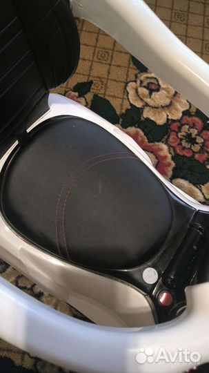 Детская машина каталка с ручкой