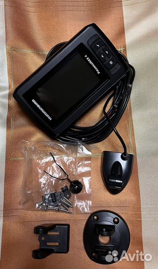 Продам эхолот humminbird piranhamax4