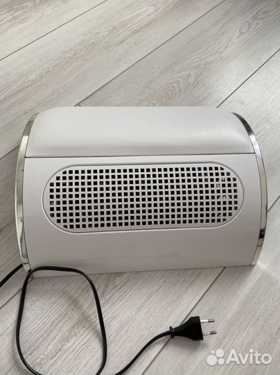 Пылесос для маникюра