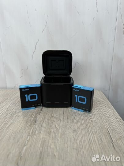 Telesin зарярядка и 2 аккумулятора GoPro 9/10/11