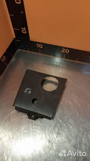 Наклдака крана ручного тормоза \volvo