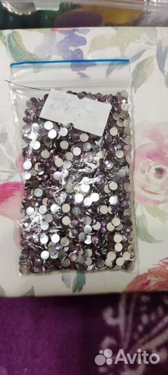 Стразы стекло для алмазной вышивки