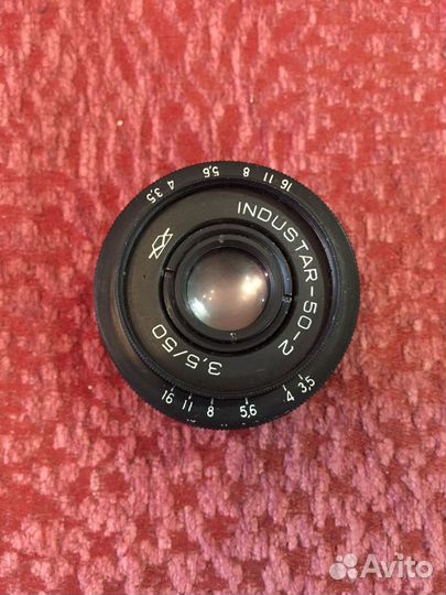 Продам фотоаппарат зенит ет к нему полный набор