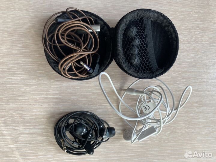 Наушники