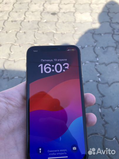 iPhone 11 Pro, 64 ГБ