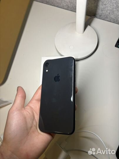 iPhone Xr, 64 ГБ