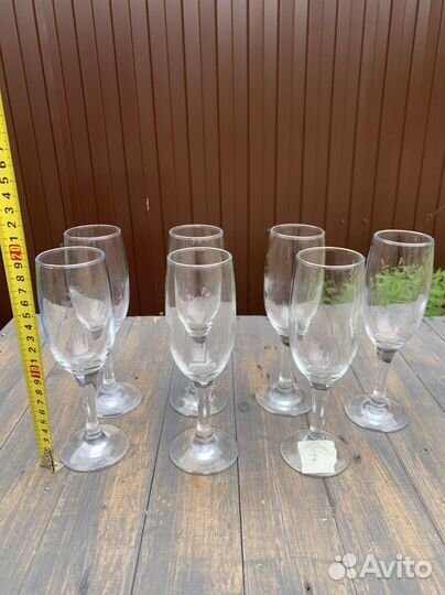 Бокалы, фужеры, стаканы, стопки
