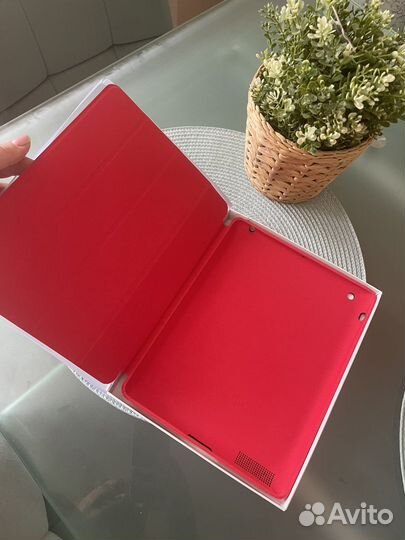 Чехол на iPad