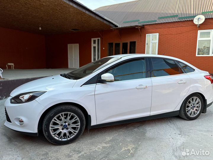 Ford Focus 1.6 МТ, 2012, 100 000 км