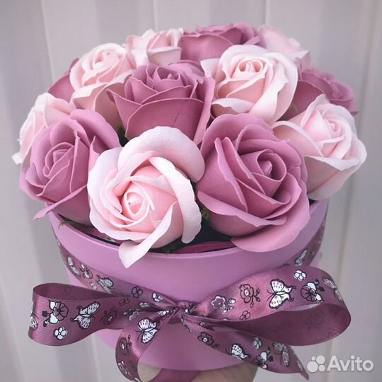 Композиция из мыльных роз