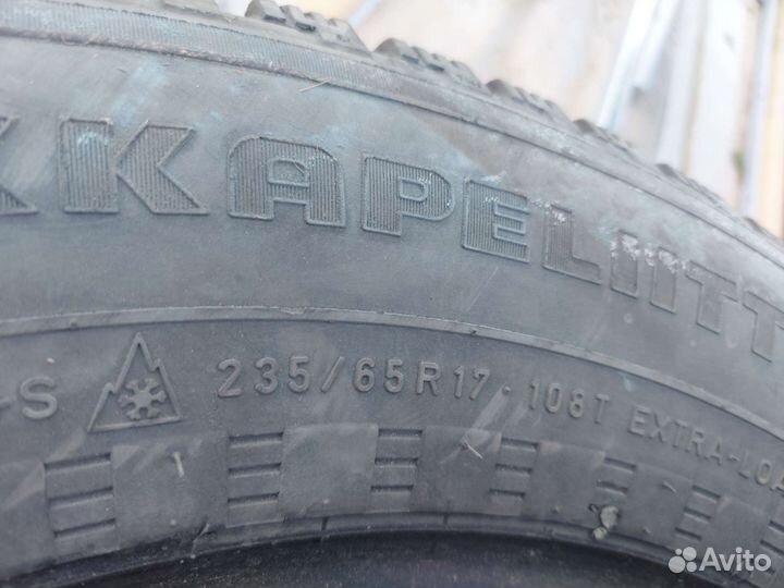 Nokian Tyres Hakkapeliitta 9 235/65 R17