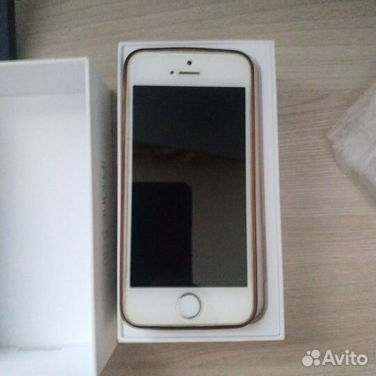 iPhone 5S, 16 ГБ
