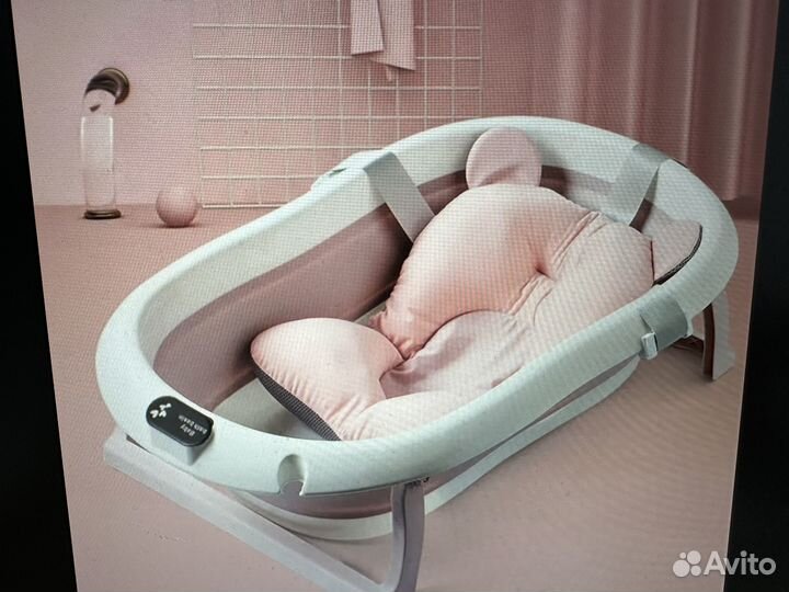 Ванночка с подушкой, подарок круг на шею д/купания