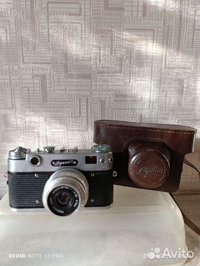 Пленочный фотоаппарат Зоркий - 5