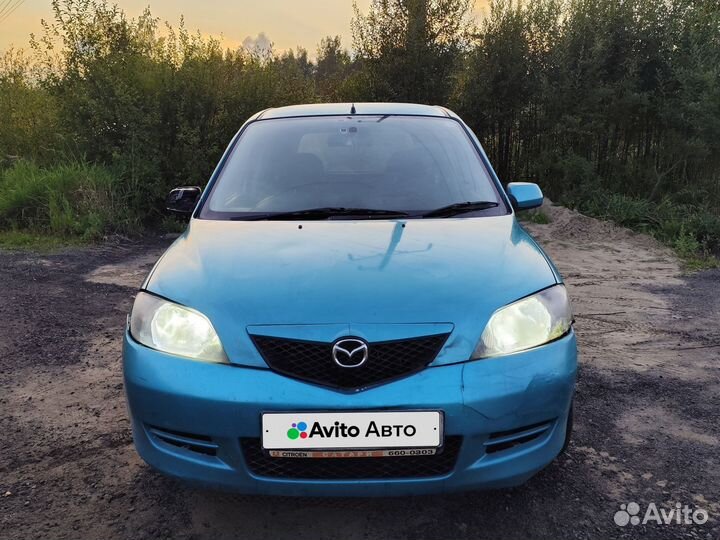 Mazda Demio 1.3 AT, 2002, 203 000 км