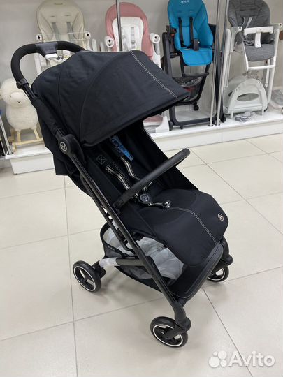Новая коляска Cybex Beezy