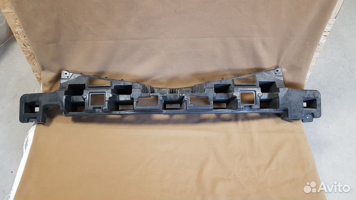 Усилитель переднего бампера Hyundai Solaris