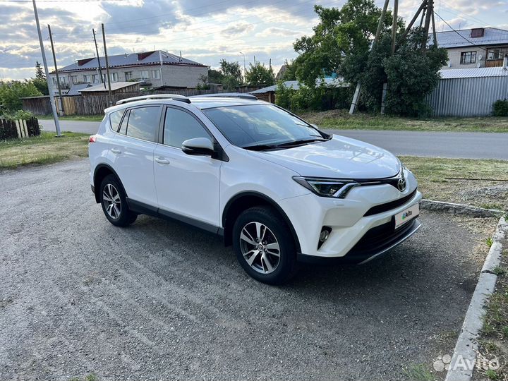Toyota RAV4 2.0 CVT, 2018, 30 000 км