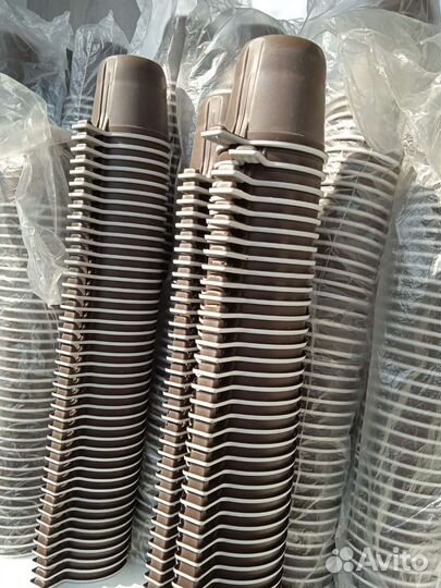 Пластмассовые стаканчики для чая, кофе