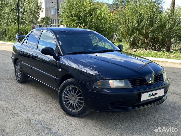 Mitsubishi Carisma 1.3 МТ, 2003, 285 000 км