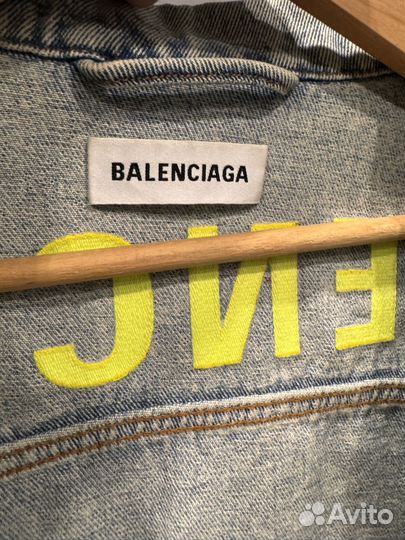 Джинсовая куртка balenciaga
