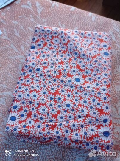 Ткани разные: ситцы, подкладочная, трикотин