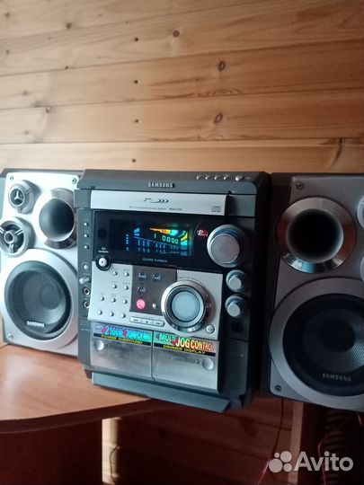 Музыкальный центр Samsung max-s720