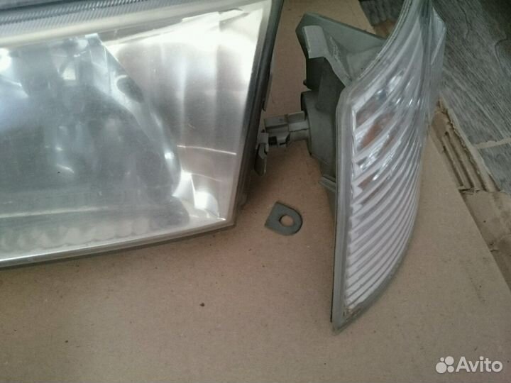 Оптика на тойота спринтер