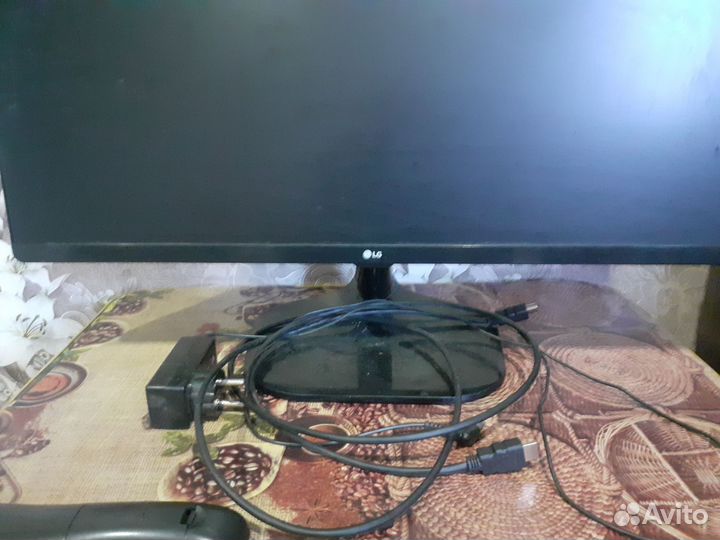 Монитор LG