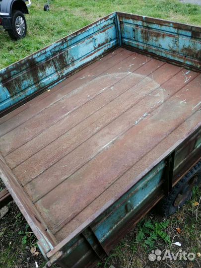 Прицеп автомобильный