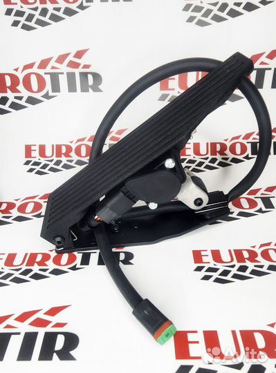 Педаль акселератора RVI/Volvo в сборе 5010628847