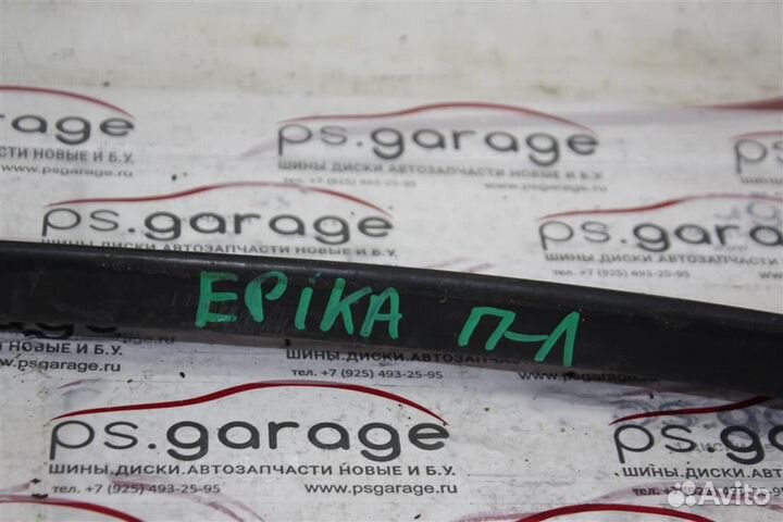 Уплотнитель стекла двери передней левой Chevrolet