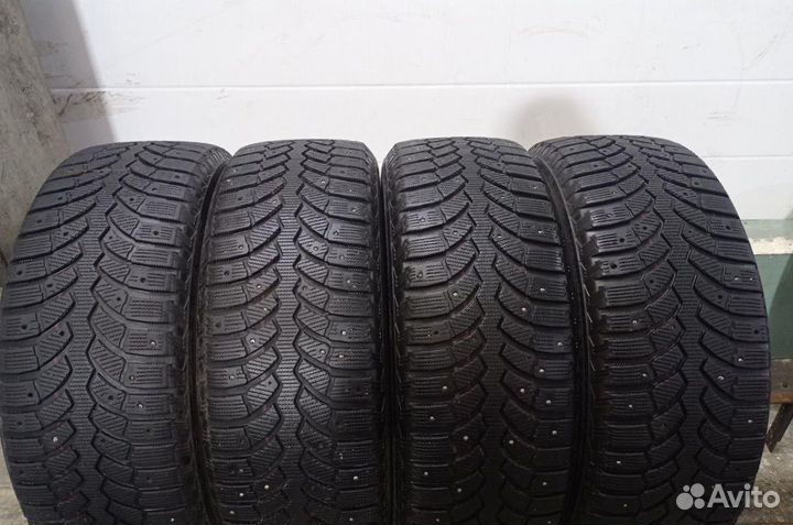 Bridgestone Blizzak Spike-01 235/60 R18 116Z