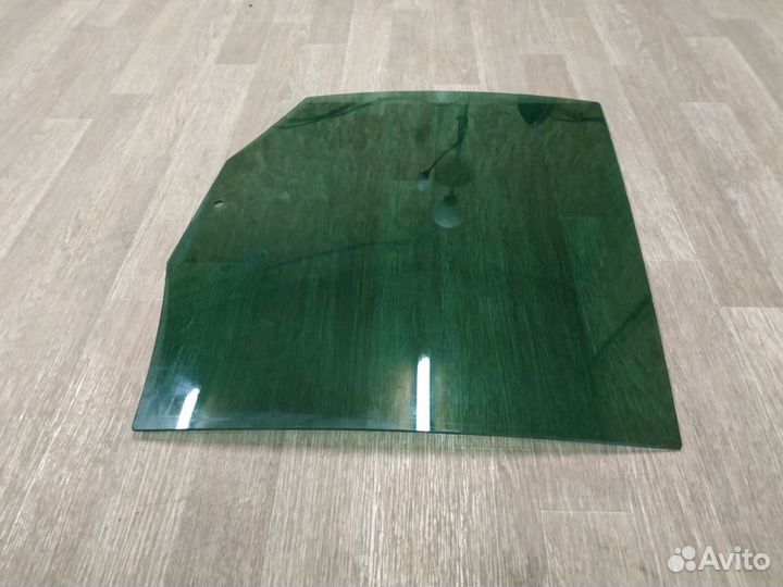 Стекло двери задней правой Volkswagen Tiguan 1 NF