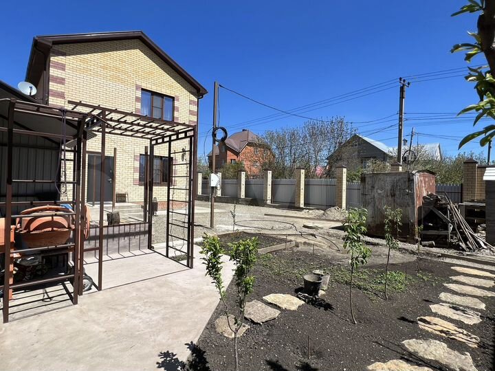 Коттедж 137 м² на участке 4 сот.