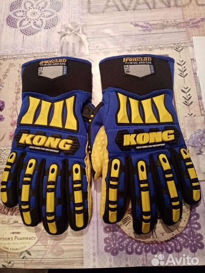 Перчатки для мотоцикла (мотоперчатки)