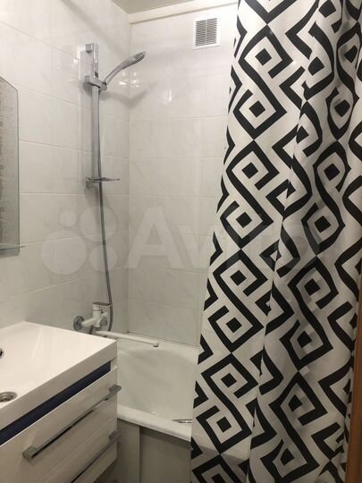 3-к. квартира, 55 м², 3/9 эт.