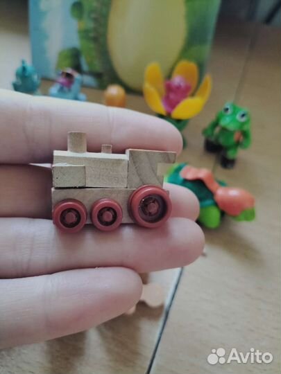 Фигурки из киндера 90 х