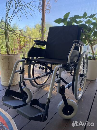 Кресло коляска инвалидное