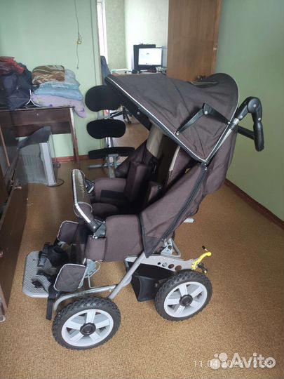 Инвалидная кресло-коляска akcesmed racer