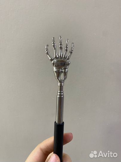 Чесалка для спины телескопическая