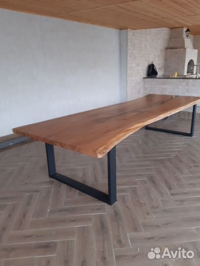 Стол из слэбов карагача