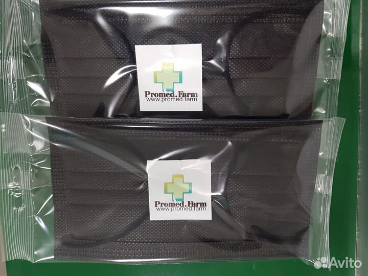 Маски лицевые чёрные