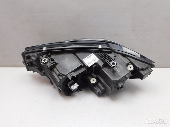 Фара правая BMW 3-Series