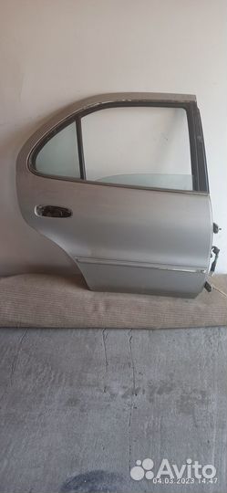 Продам дверь заднюю правую