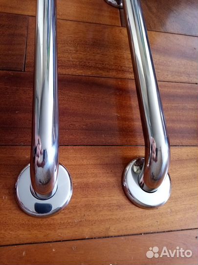 Поручень в ванную, в санитарные комнаты из нерж ст