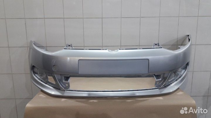 Бампер передний Volkswagen Polo Sedan 2010-14 г. в