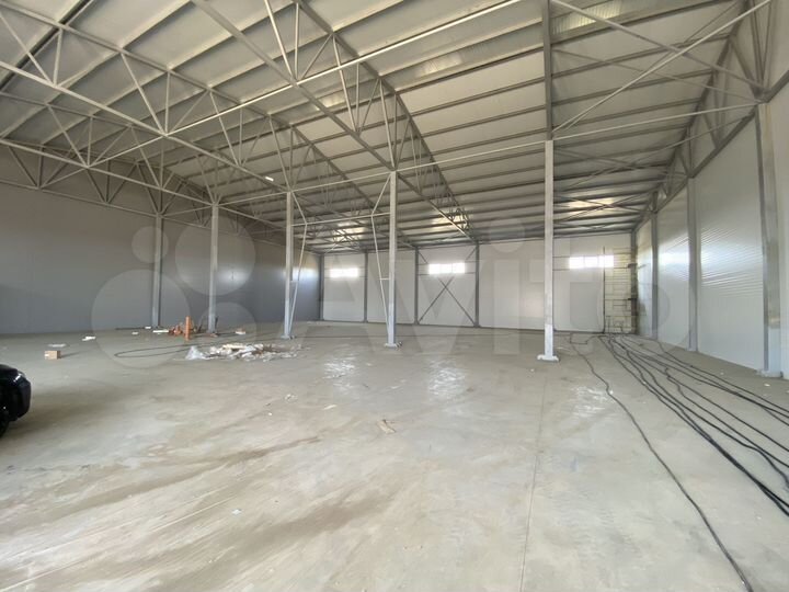 Склад, 1069 м²