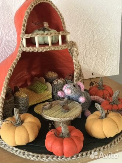 Осенняя поделка домик мышки